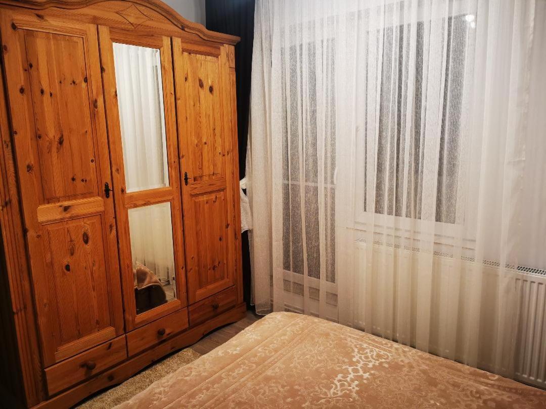 Târgu-Mureş Violet Residence מראה חיצוני תמונה